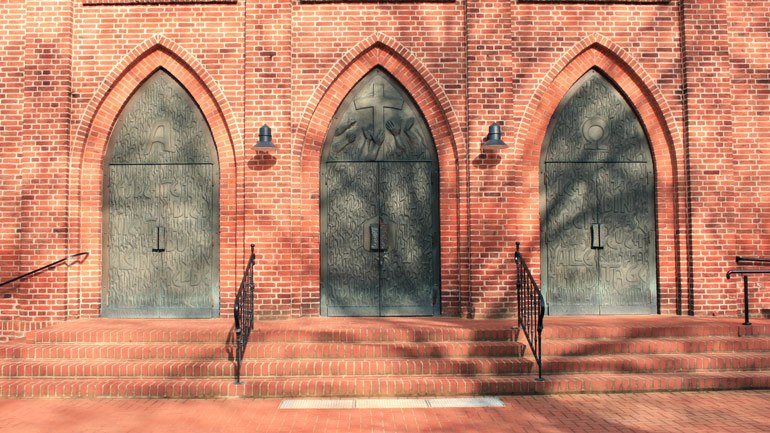 kirche-katholisch-02, &copy; Kur- und Tourismus GmbH Waren (M&uuml;ritz)