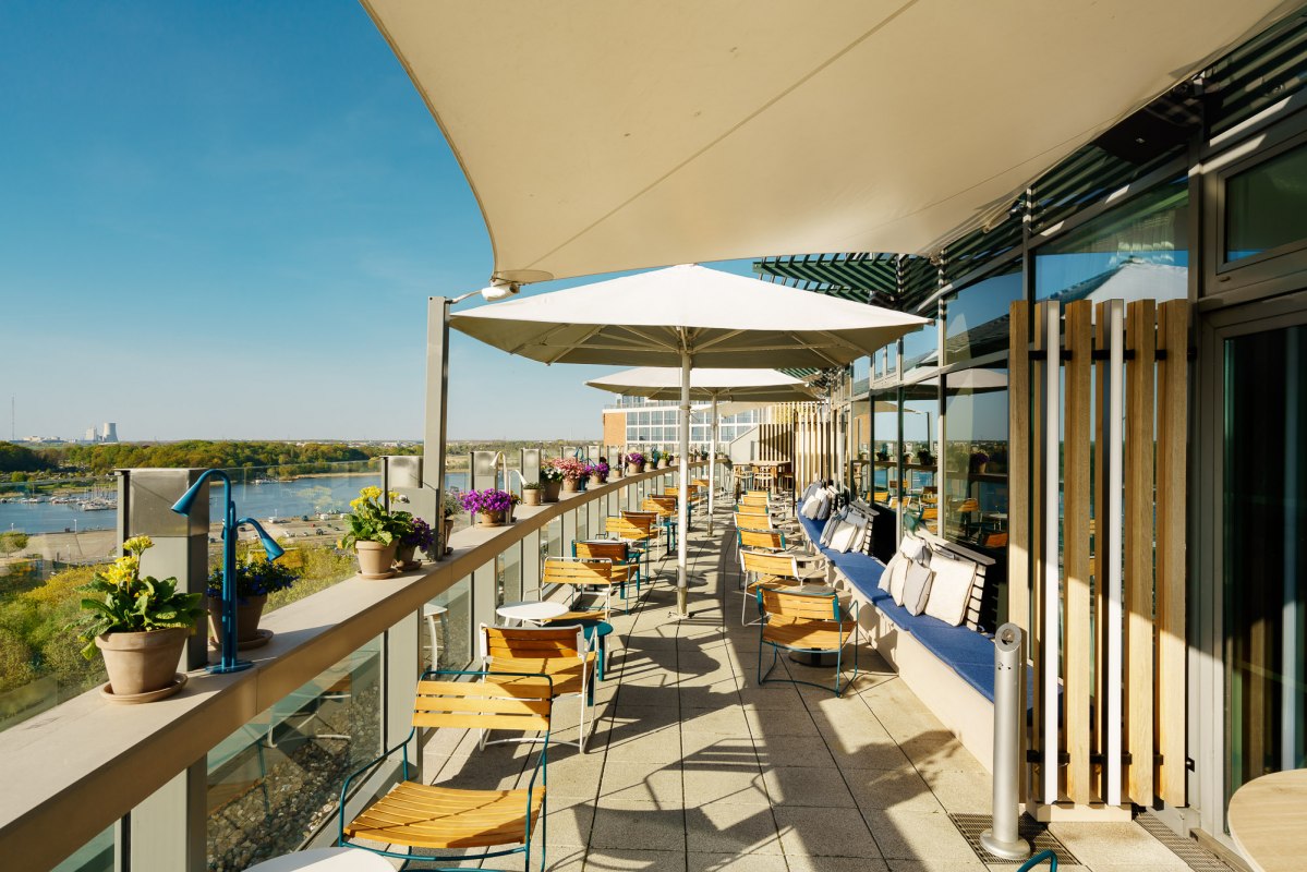 KAI40 Rooftop Bar // © ScanHotels, Rostock KAI40 Rooftop Bar // © ScanHotels, Rostock