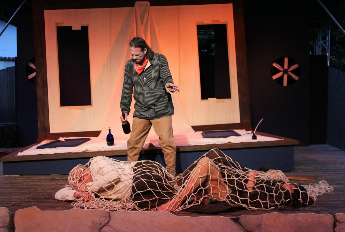 Compagnie de Comedie, &copy; Compagnie de Comedie