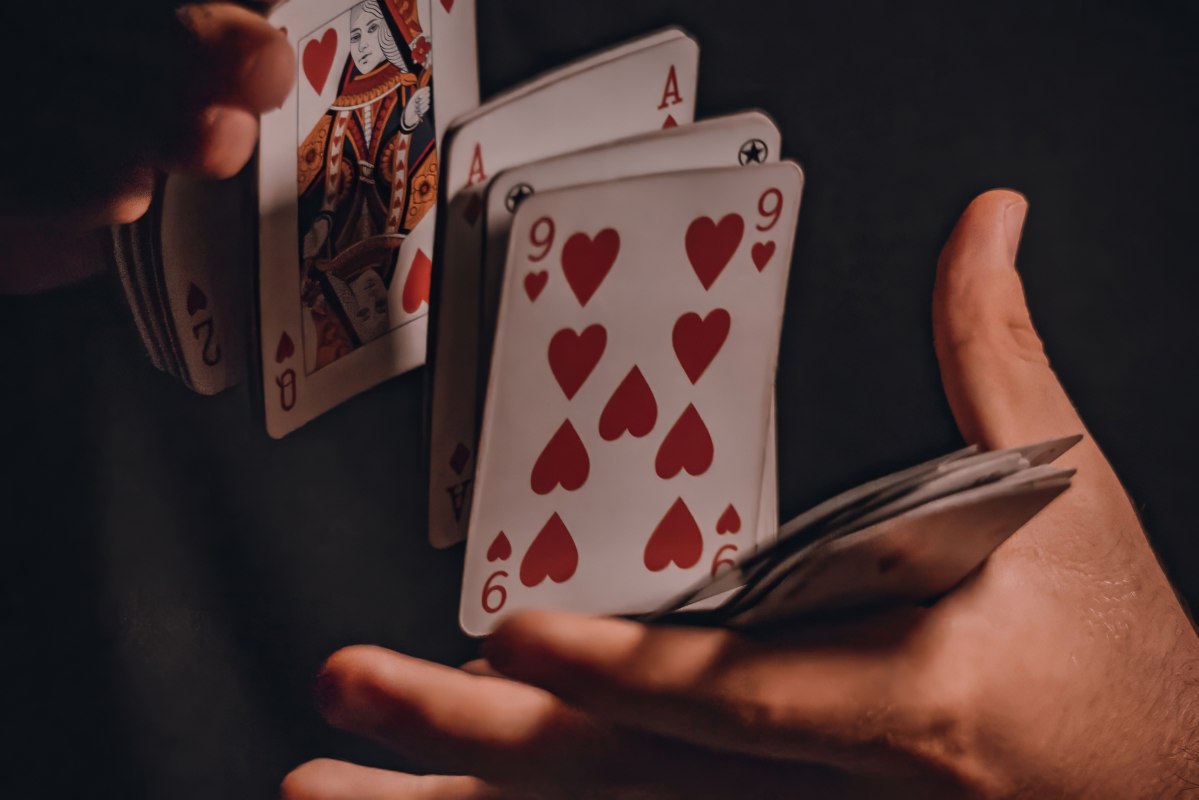 &copy; Krist&oacute;f Sass-Kovan/pexels.com