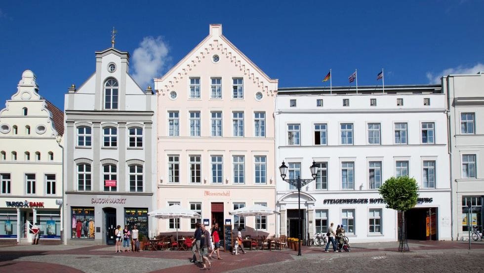 Direkt am Marktplatz des UNESCO-Welterbestadt Wismar // © arcona Management GmbH_Henrike Schönen Direkt am Marktplatz des UNESCO-Welterbestadt Wismar // © arcona Management GmbH_Henrike Schönen