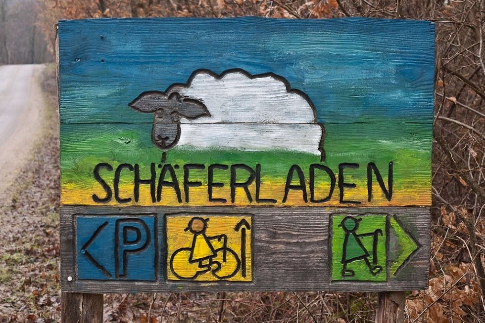 Hier finden Sie unseren Laden, &copy; Aleks S.