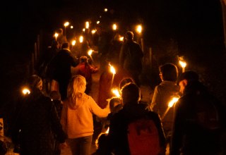 Entdecken Sie den Zauber der Ostsee im Fackelschein! // © Tourismus- und Kur GmbH Graal-Müritz Entdecken Sie den Zauber der Ostsee im Fackelschein! // © Tourismus- und Kur GmbH Graal-Müritz