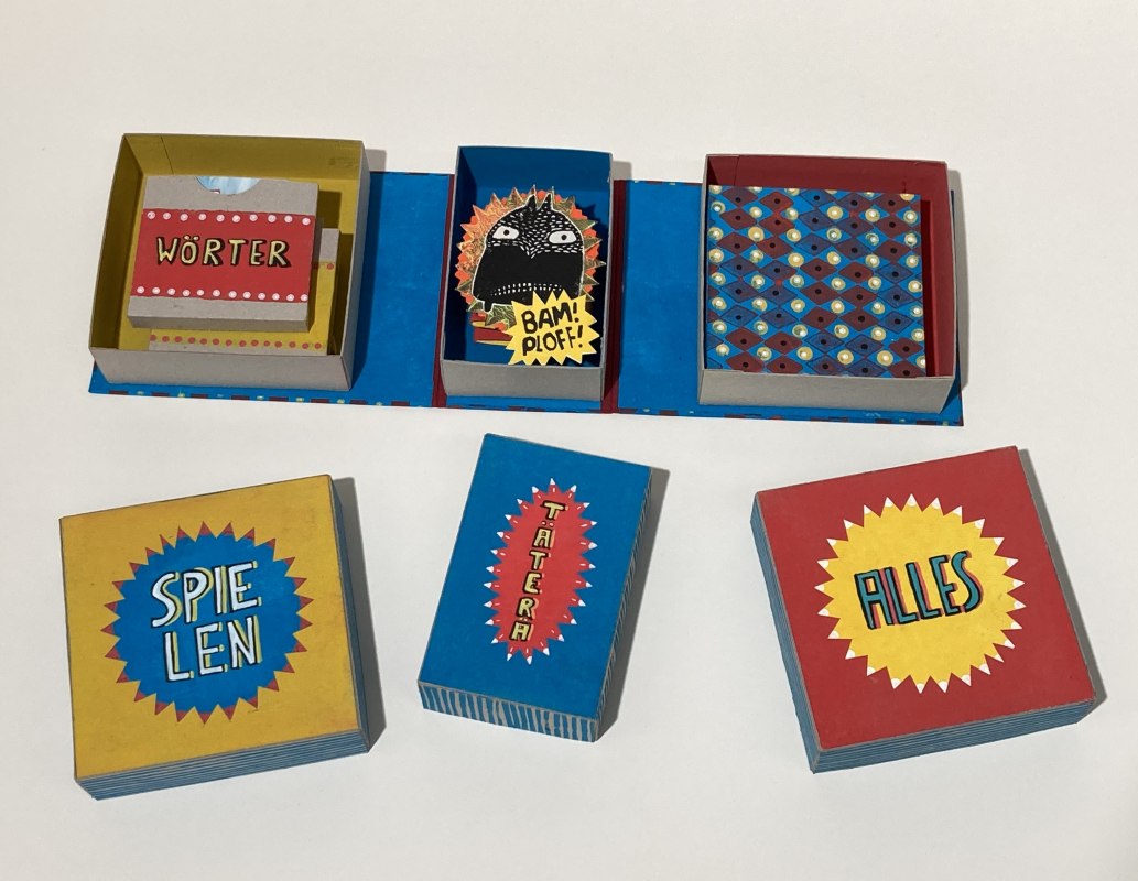 Kistenbuch, 2024 // &copy; Bettina Follenius