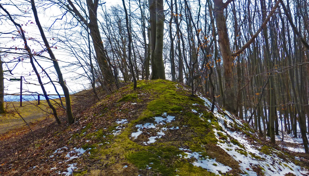 Der vermutlich älteste Burgwall von Rügen im Winter, © Archäo Tour Rügen