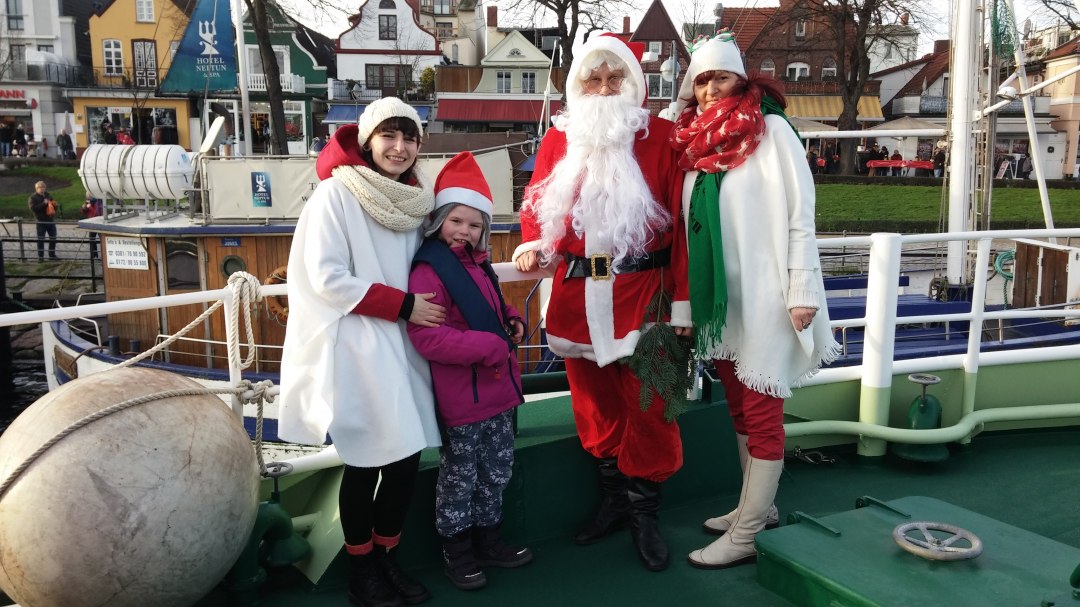 weihnachtliche-bescherung4, © TZRW