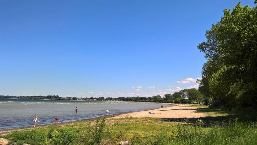 Familienfreundlicher Strand in direkter Nähe // © Ferienwohnung Zur Schwedenschanze Familienfreundlicher Strand in direkter Nähe // © Ferienwohnung Zur Schwedenschanze