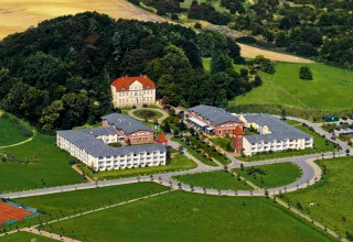 Luftansicht vom Sunday Resort Rügen // © Sunday Resort Luftansicht vom Sunday Resort Rügen // © Sunday Resort