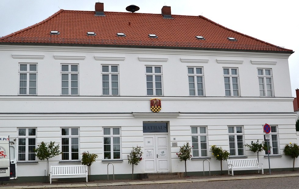 Rathaus Putbus // © Tourismuszentrale Rügen Rathaus Putbus // © Tourismuszentrale Rügen