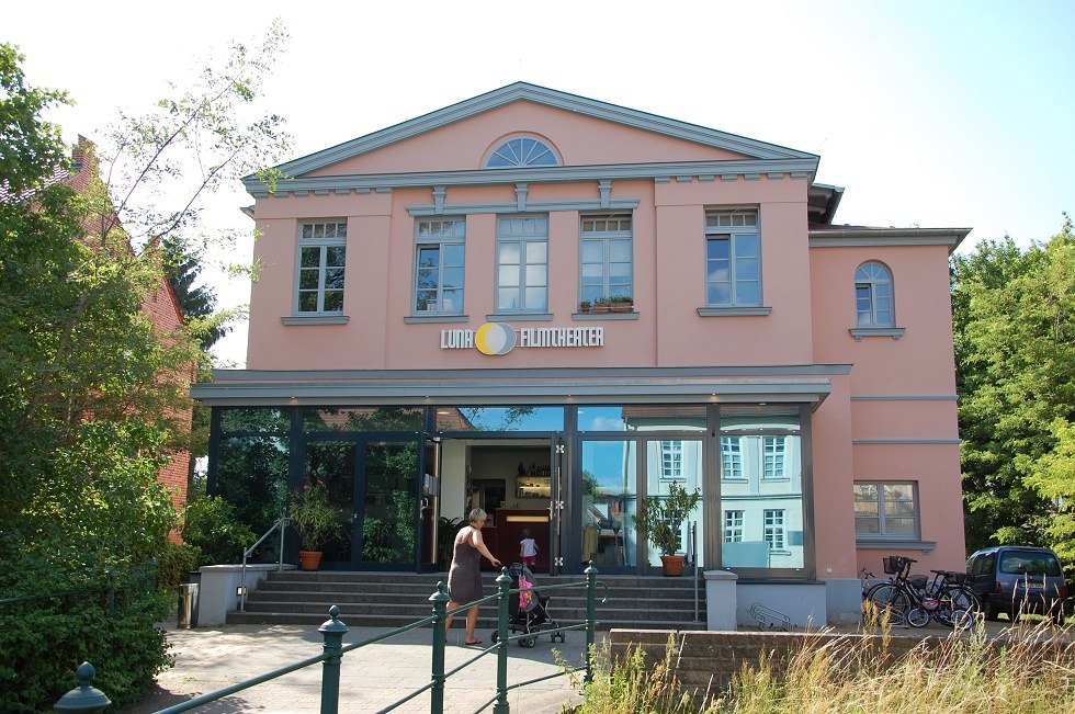 Das Kino befindet sich in der Kanalstraße. // © Gabriele Skorupski Das Kino befindet sich in der Kanalstraße. // © Gabriele Skorupski