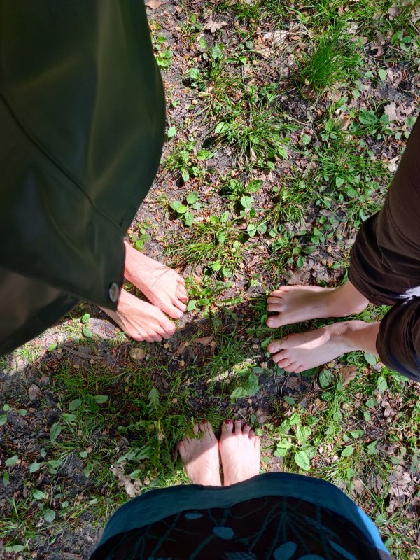 Sinne &ouml;ffnen, den Fr&uuml;hling h&ouml;ren, sehen, riechen, f&uuml;hlen und schmecken. // &copy; Annett Freese