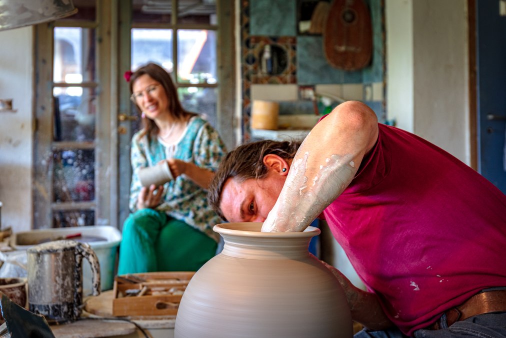Jasmin Löber und Tonio Schmidt-Löber bei der Arbeit, © voigt & kranz UG, Prerow