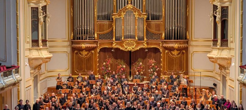 Bundes&auml;rztephilharmonie mit J&uuml;rgen Bruns 2025 in der Laeiszhalle Hamburg, &copy; Bundes&auml;rztephilharmonie
