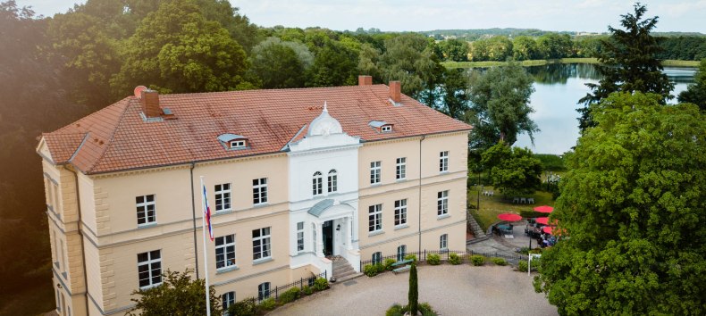 &copy; Steffen B&ouml;ttcher