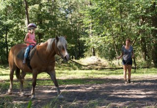 Longeerles voor kinderen // &copy; Hof Jaddatz