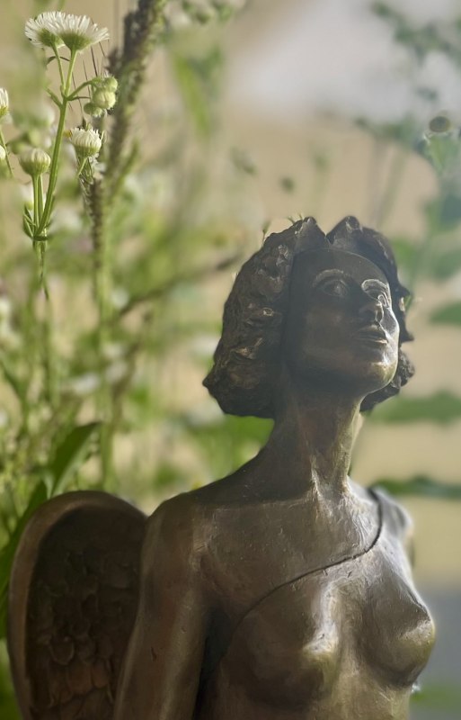 Bronze, 40cm // &copy; Arite Karen Wagner