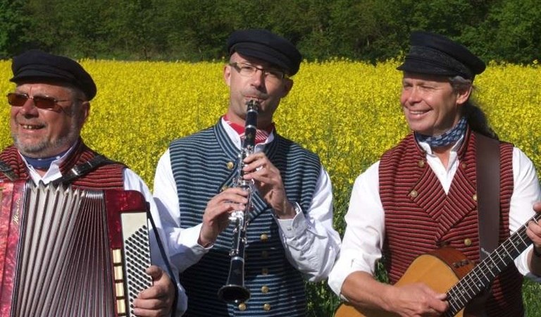 Konzert mit "De Mönchguter Fischköpp", © co_de_moenchguter_fischkoepp.jpg Konzert mit "De Mönchguter Fischköpp", © co_de_moenchguter_fischkoepp.jpg