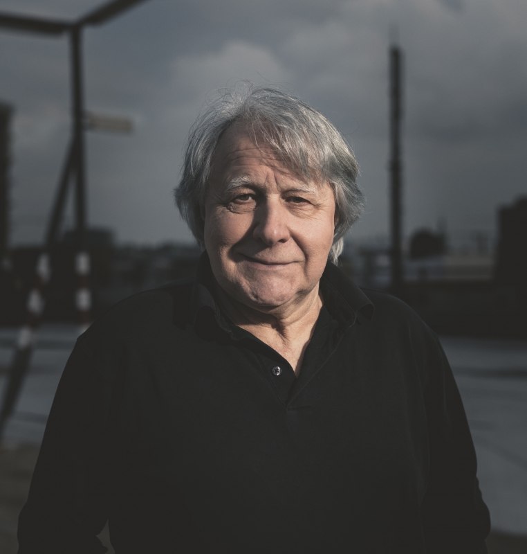 Peter Urban liest aus seinem Buch "On Air" // &copy; Jan Northoff Photography