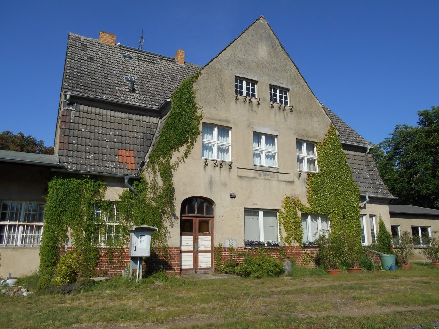 Der alte Bahnhof von Feldberg, &copy; Frank Weidlich