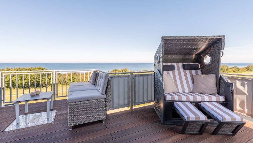 Meerblick-Dachterrasse, Villa Deichgraf, Börgerende, © © Ostseetraum Ferienwohnungen GbR Meerblick-Dachterrasse, Villa Deichgraf, Börgerende, © © Ostseetraum Ferienwohnungen GbR