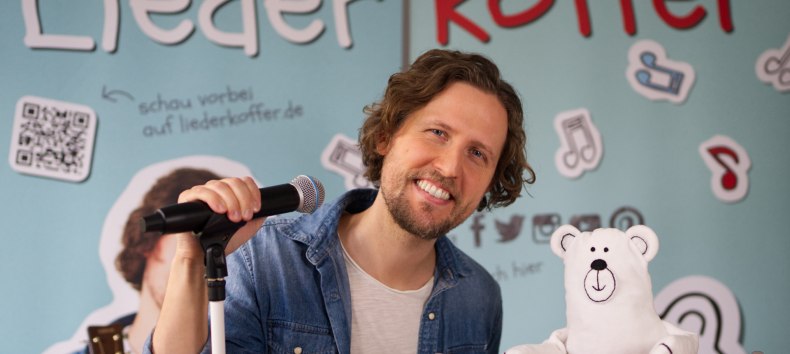 Liederkoffer, © Frank Lemke (Liederkoffer) | bereitgestellt Liederkoffer, © Frank Lemke (Liederkoffer) | bereitgestellt