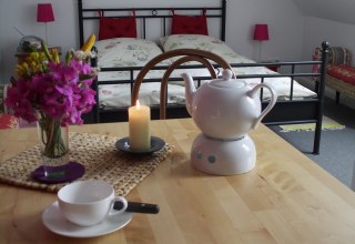 Je kunt je thuis voelen in dit vakantieappartement, het is gezellig en nodigt je uit om tot rust te komen, © Gesundhaus Klatschmohn/Wendt Je kunt je thuis voelen in dit vakantieappartement, het is gezellig en nodigt je uit om tot rust te komen, © Gesundhaus Klatschmohn/Wendt