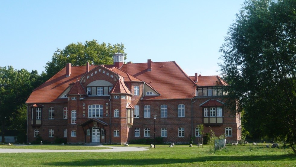 Schloss Pütnitz - einladende Architektur, nicht nur von außen, © Schloss Pütnitz