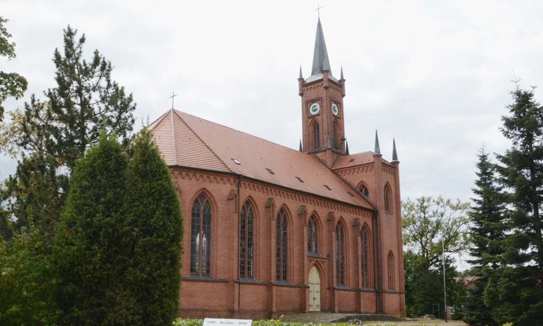 Die Kirche von Redefin, © Tourismusverband Mecklenburg-Schwerin