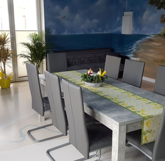 Erholsame Urlaubsstunden im modernen Gemeinschaftsraum // &copy; Familie Lasner