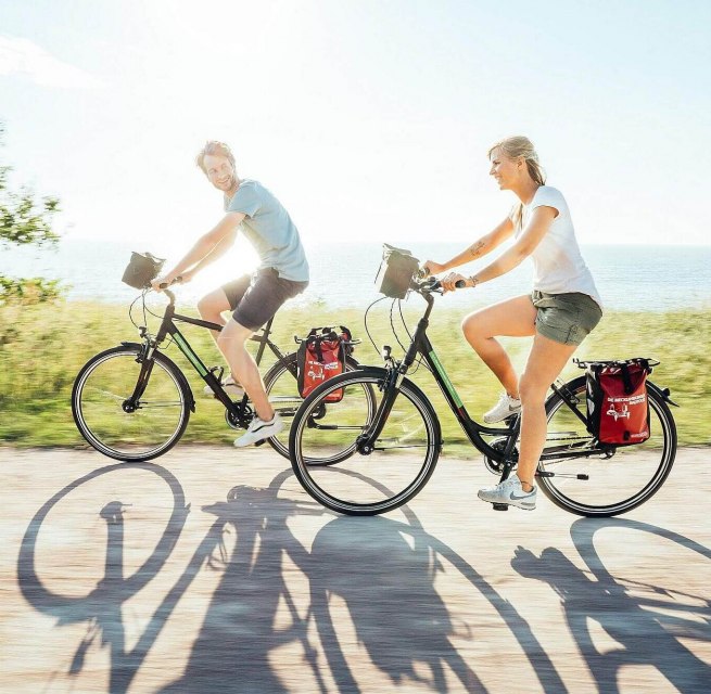 Radwandern auf Fischland-Darß-Zingst // © MV-T/Gänsicke Radwandern auf Fischland-Darß-Zingst // © MV-T/Gänsicke
