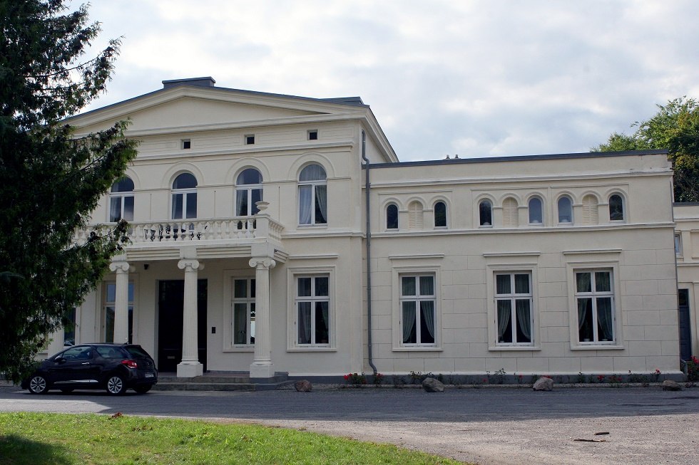 Blick auf das Eingangsportal // &copy; Sabrina Wittkopf-Schade