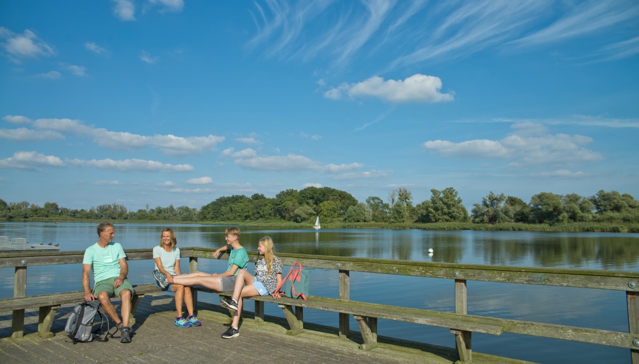 Badesteg am NaturBad, &copy; C.Dr&uuml;hl/Tourist-Info
