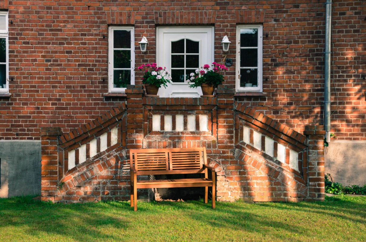 Eingang zum Hofcaf&eacute;. // &copy; E. v. Randow