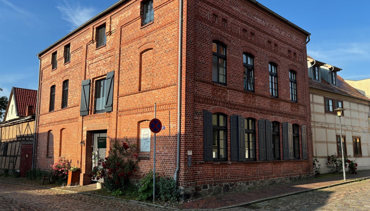 Hotel Haus Sajons, © Kurverwaltung Plau am See Hotel Haus Sajons, © Kurverwaltung Plau am See