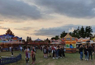 &copy; Hartwig Meyer