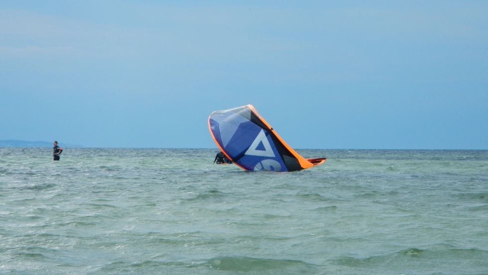 Relaunch des Kites aus dem Wasser // © Andreas Hung Relaunch des Kites aus dem Wasser // © Andreas Hung