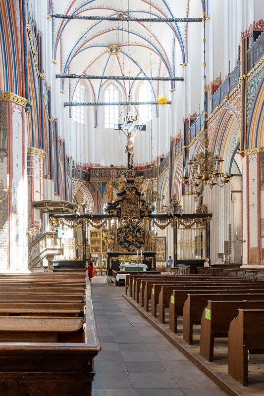 Stralsund Nikolaikirche innen // © Rainer Halama, Lizenz CC BY-SA 4.0 Stralsund Nikolaikirche innen // © Rainer Halama, Lizenz CC BY-SA 4.0