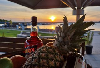 Au&szlig;enterrasse, &copy; Marem&uuml;ritz Yachthafen Resort