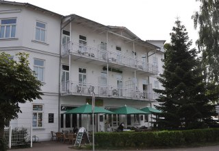 Au&szlig;enansicht Hotel Merkur, &copy; TMV