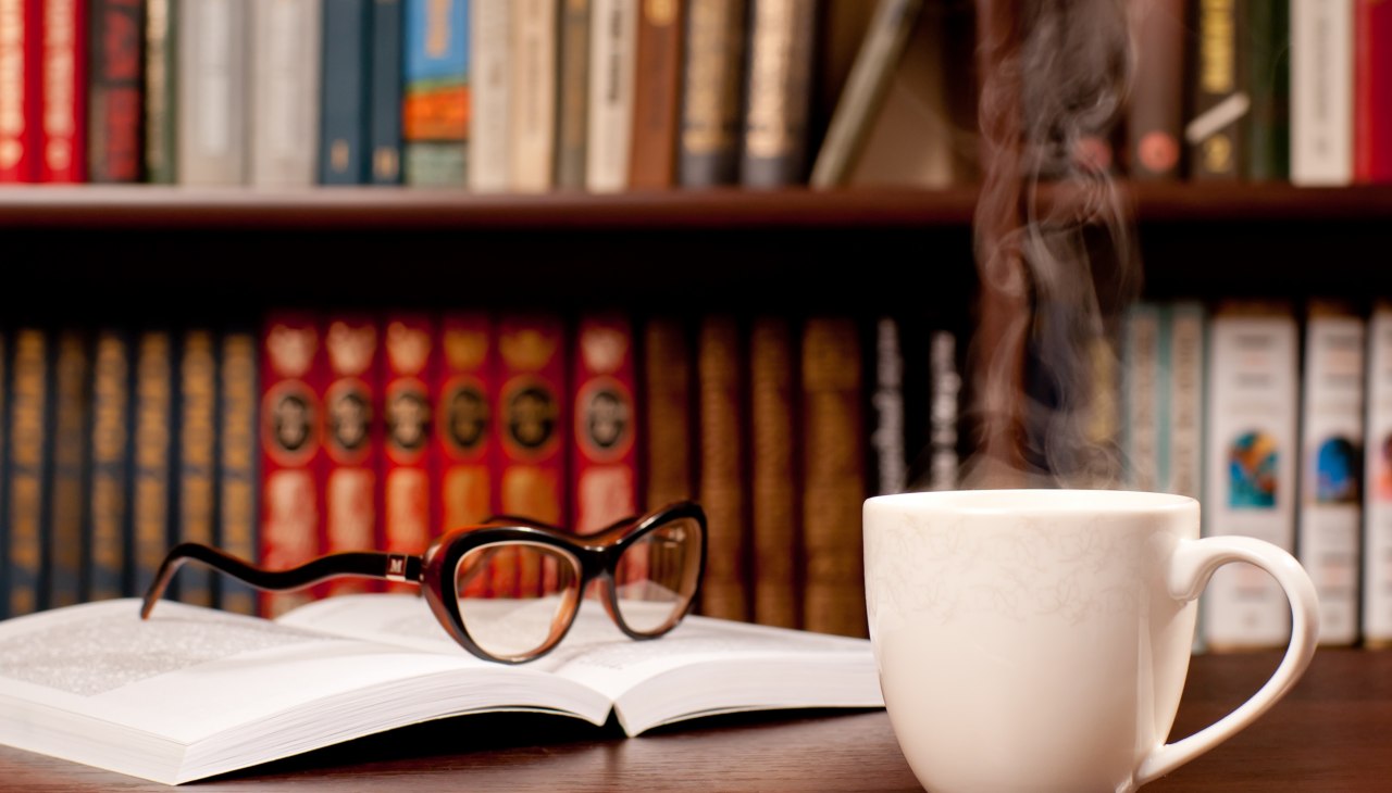 Literaturcafé, © 123rf Literaturcafé, © 123rf