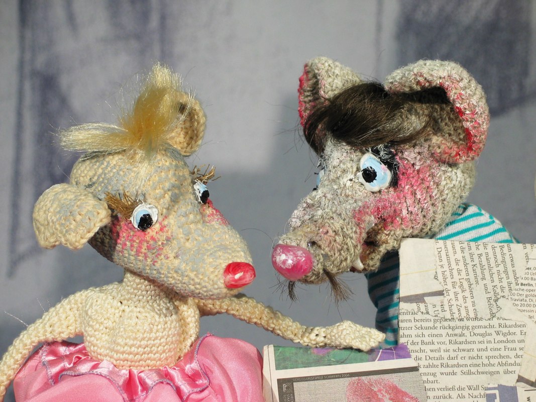 Das Theater im PAHLHUUS in Zarrentin am Schaalsee. // &copy; Tandera Theater, Testorf