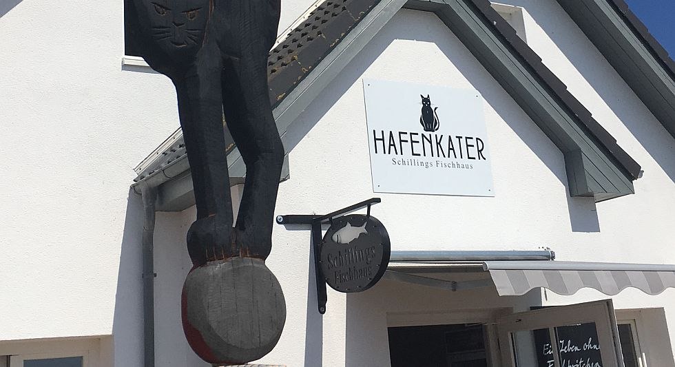 Direkt im Hafen von Vitte // &copy; Hafenkater