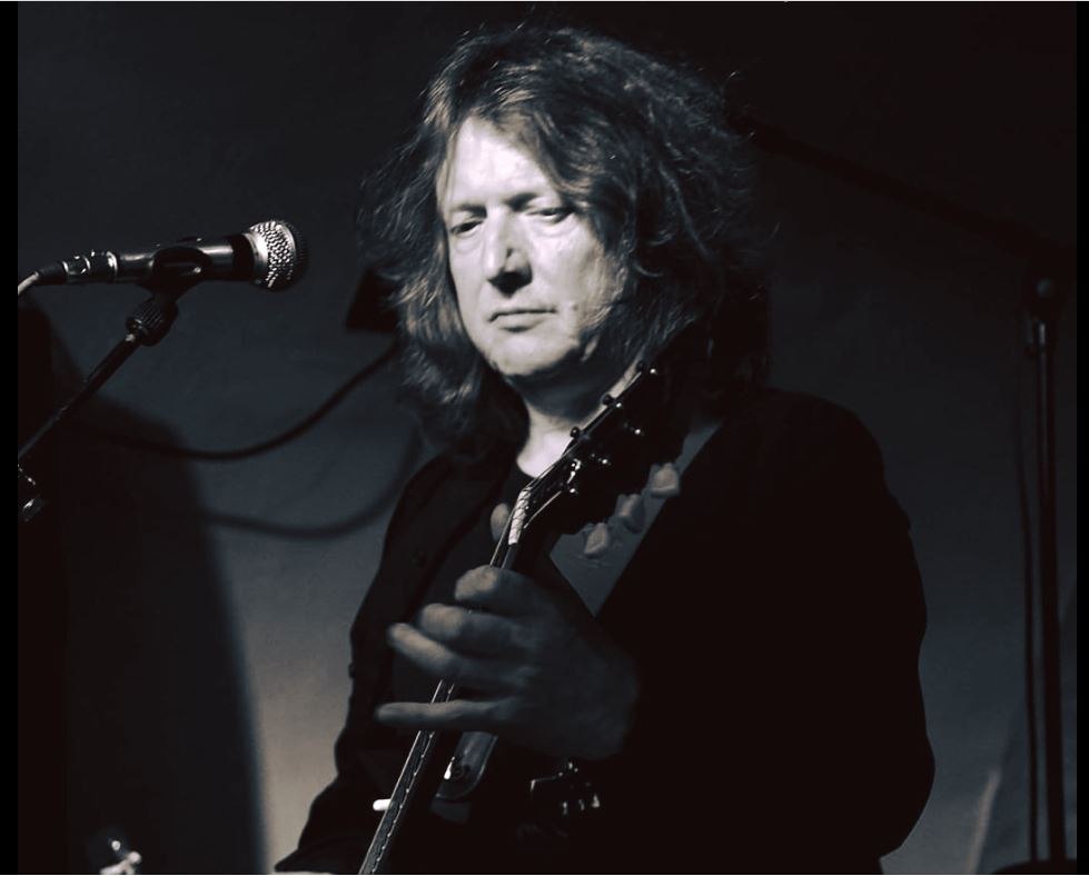 &copy; Bodo L&uuml;ddemann