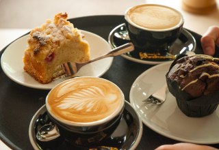 Kaffee Crema, Cappuccino, Americano, Dirty Chai und vieles mehr, © BODDENGOLD