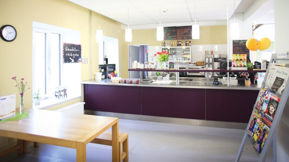 Cafeteria in der Jugendherberge, © DJH MV / Danny Gohlke Cafeteria in der Jugendherberge, © DJH MV / Danny Gohlke