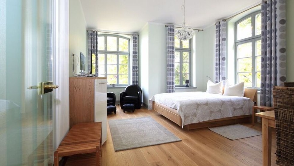 Liefdevol ingerichte kamers in Kasteel Alt Sammit // &copy; Schloss Alt Sammit/ K.H.Kleinpeter