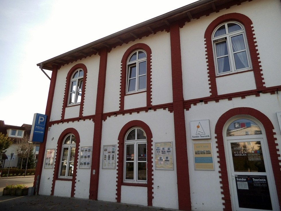 Den tidligere bygning, der husede det f&oslash;rste elv&aelig;rk i Binz. // &copy; Tourismuszentrale R&uuml;gen
