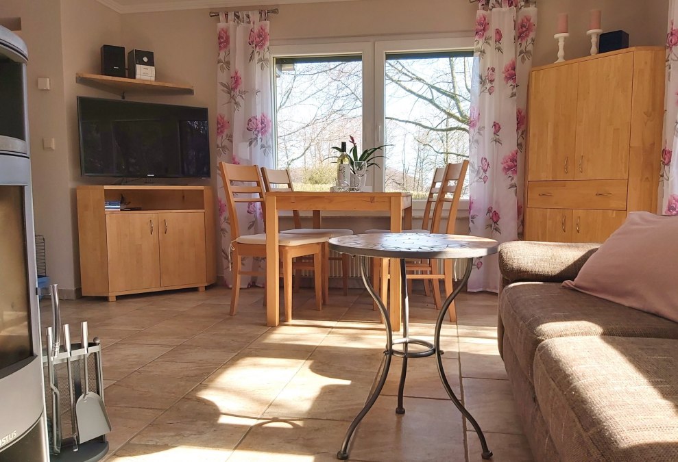 Wohn- und Esszimmer, © Janet Heuer