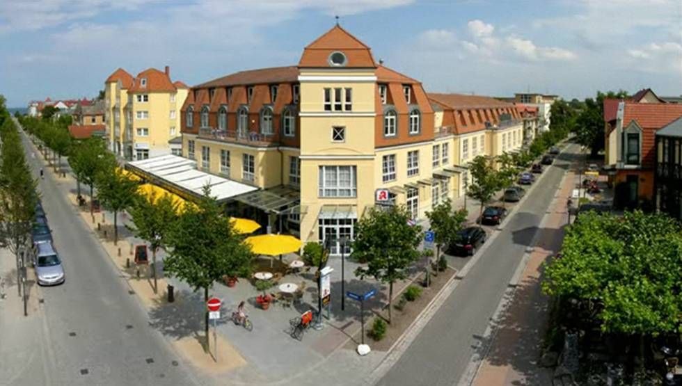 Außenansicht des Ostsee-Brauhaus in Kühlungsborn // © Ostsee-Brauhaus AG Hotel Außenansicht des Ostsee-Brauhaus in Kühlungsborn // © Ostsee-Brauhaus AG Hotel