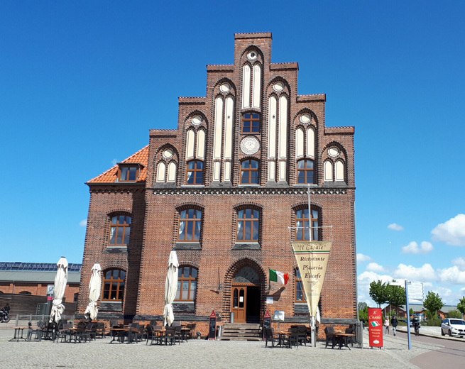 Am Hafen in Wismar // &copy; adfc-Schwerin